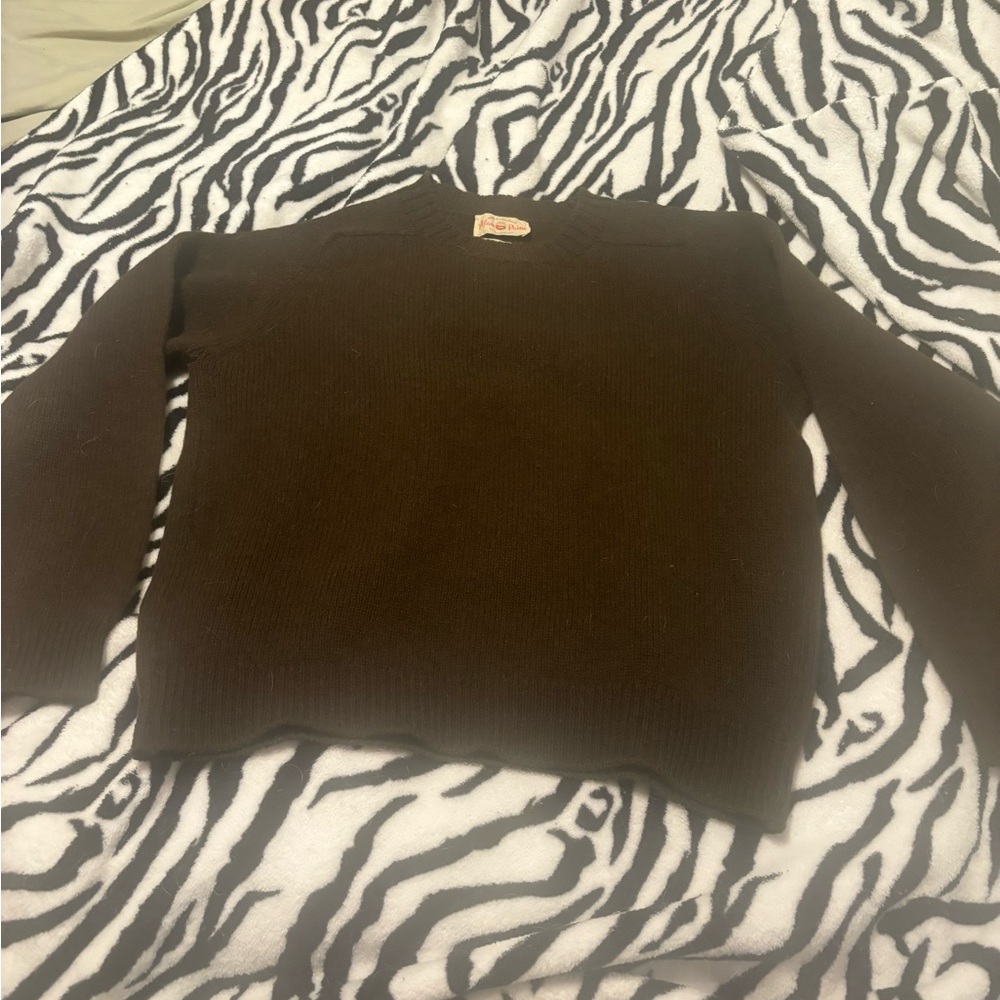 Pure wool round neck sweater
